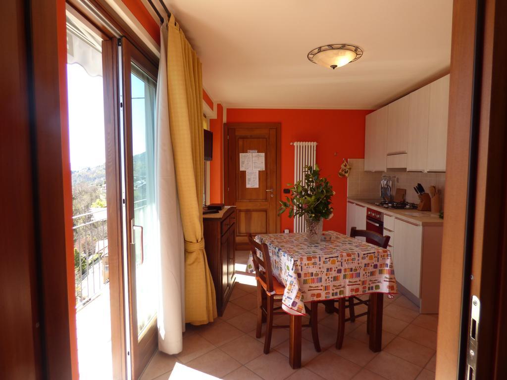 Casale Fe-Wo - Appartamenti Con Vista Lago Cannero Riviera Habitación foto